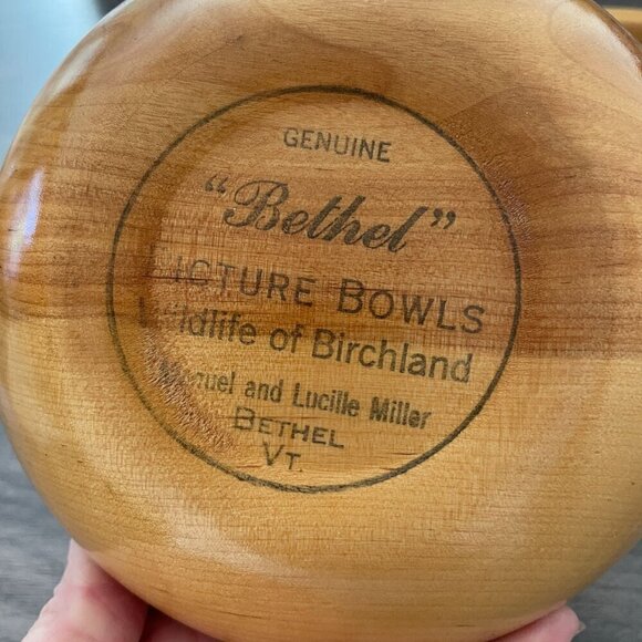 Vintage 50s Wildlife of Birchland Vermont Folk Art Handmade Deer Wood 2 Bowl Set - Picture 6 of 6